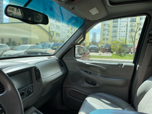 Ford Expedition I · Рестайлинг, 7 мест, 2000 г.