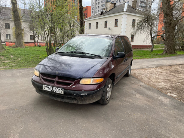 Dodge Caravan III, 7 мест, 1998 г.