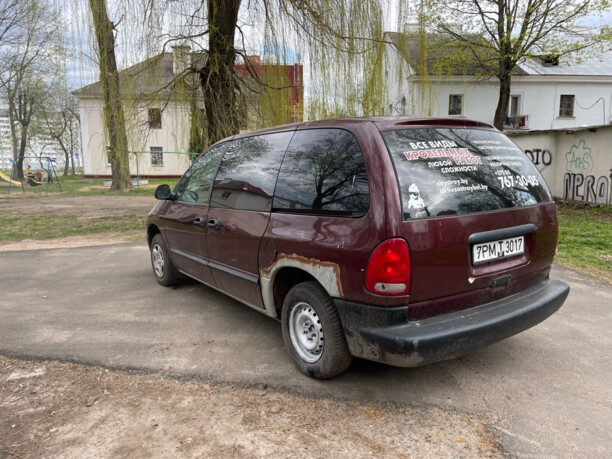 Dodge Caravan III, 7 мест, 1998 г.