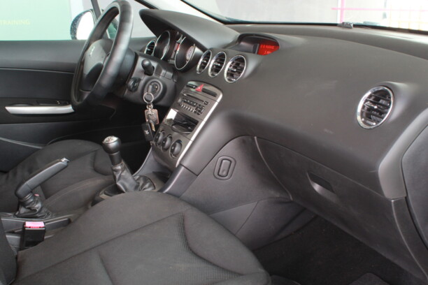 Peugeot 308 T7, 2011 г.
