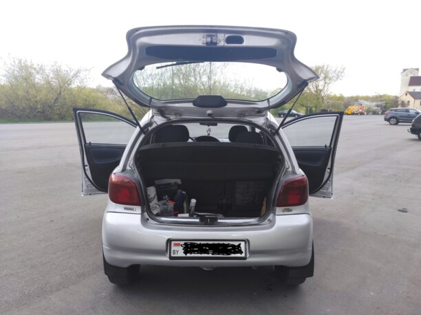 Toyota Yaris I (P1) · Рестайлинг, 2003 г.