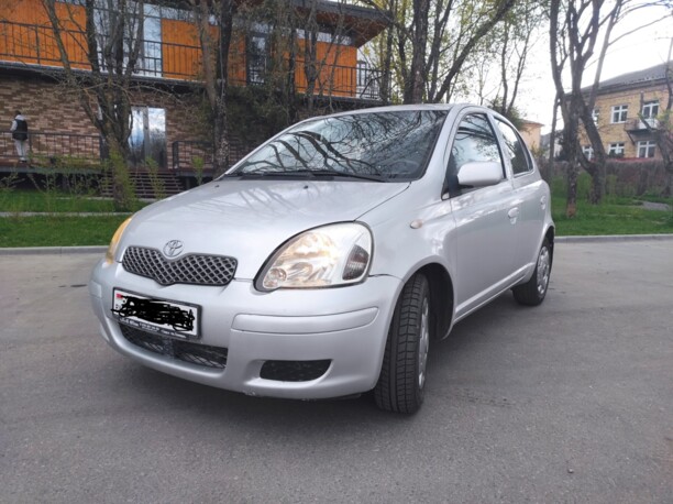 Toyota Yaris I (P1) · Рестайлинг, 2003 г.