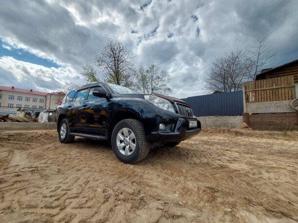 Toyota Land Cruiser Prado J150, 7 мест, 2011 г.