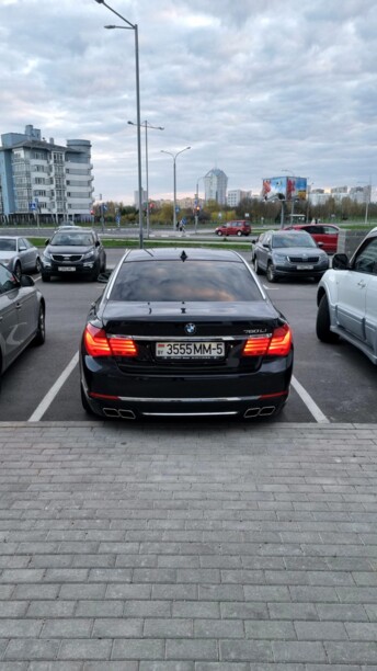 BMW 7 серия F02 (Long), 2010 г.