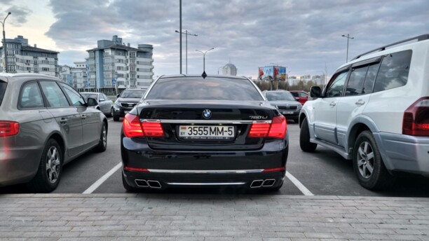 BMW 7 серия F02 (Long), 2010 г.