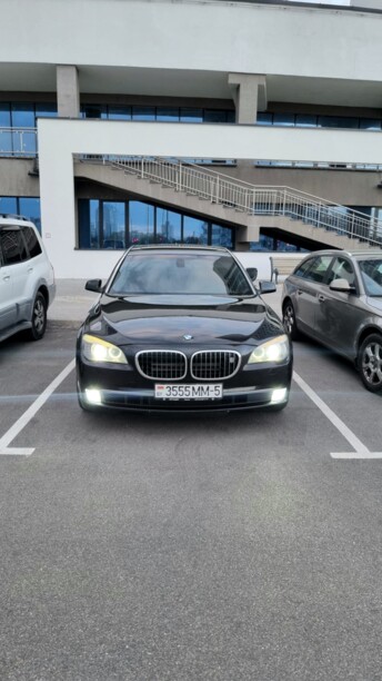 BMW 7 серия F02 (Long), 2010 г.