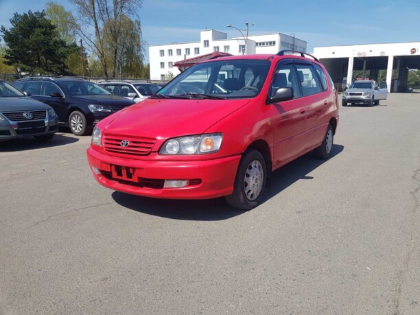 Toyota Picnic, 1999 г.
