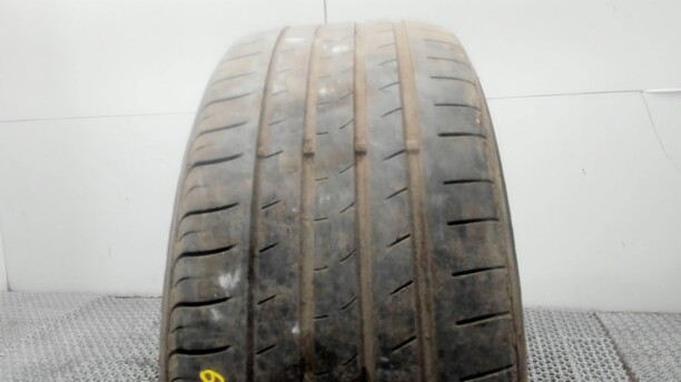 Легковые шины Roadstone NFERA RU1 235/55 R17 2 шт.