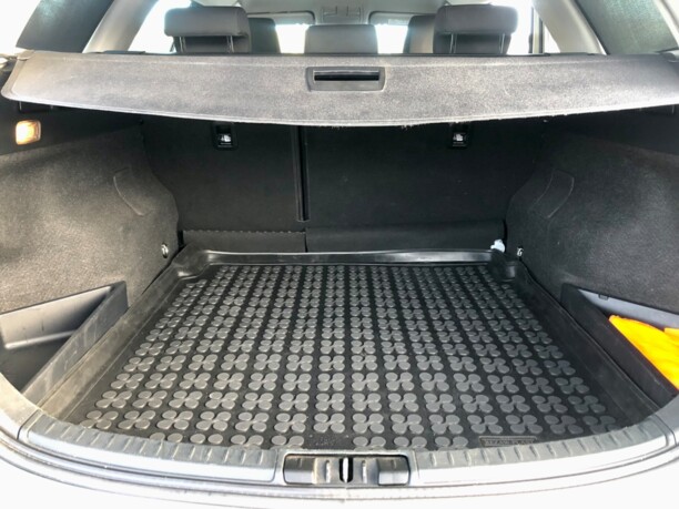Toyota Auris II (E180) · Рестайлинг, 2016 г.