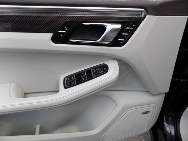 Porsche Macan, 2016 г.