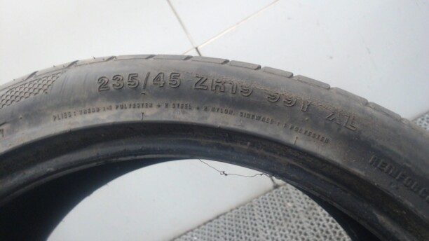 Легковые шины Accelera Phi-R 235/40 R19 1 шт.