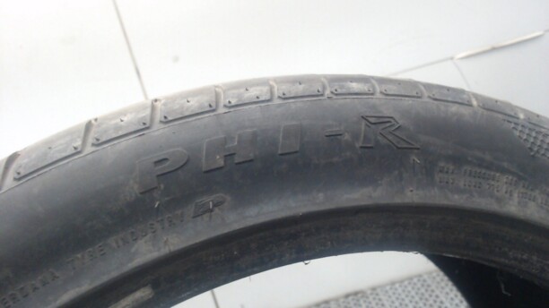 Легковые шины Accelera Phi-R 235/40 R19 1 шт.