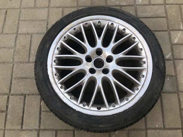 Легковые шины Pirelli 255/40 R19 1 шт.