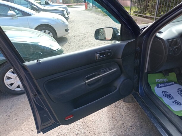 Volkswagen Golf IV, 2001 г.