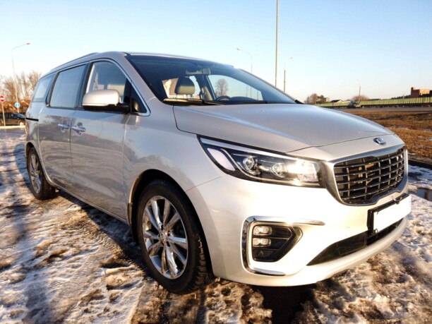 Kia Carnival III, 7 мест, 2019 г.