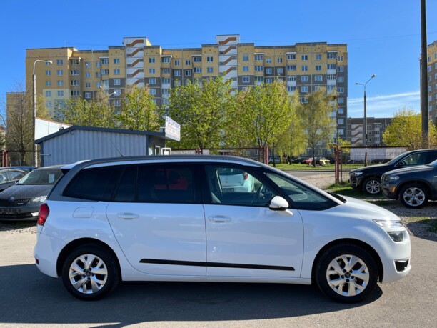 Citroen C4 Grand Picasso II, 7 мест, 2015 г.