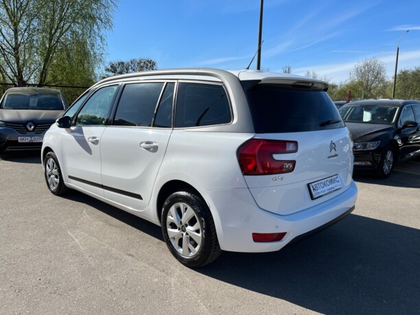Citroen C4 Grand Picasso II, 7 мест, 2015 г.
