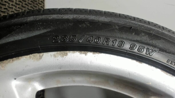 Легковые шины Yokohama BluEarth 235/40 R18 1 шт.