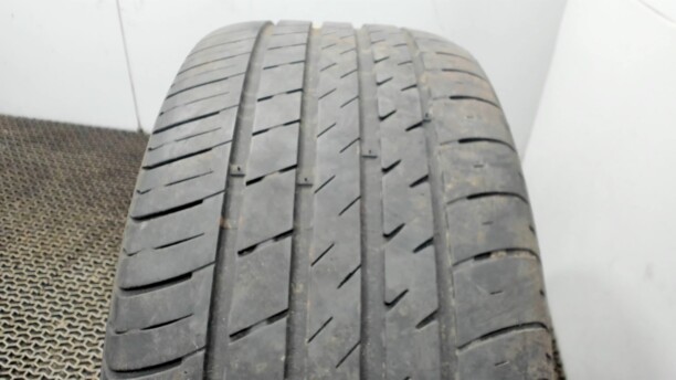 Легковые шины BOTO Vantage H-6 235/40 R18 1 шт.