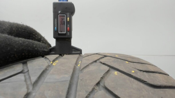 Легковые шины Yokohama Advan 255/50 R19 1 шт.