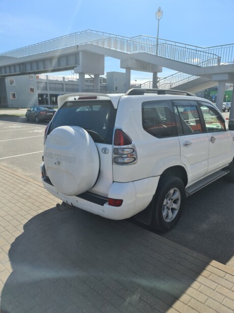 Toyota Land Cruiser Prado J120, 7 мест, 2009 г.