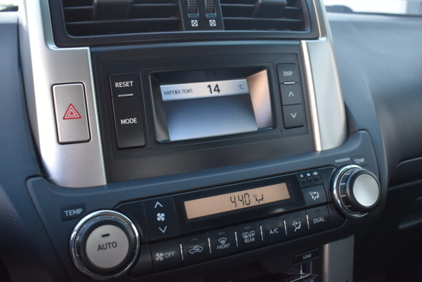 Toyota Land Cruiser Prado J150, 2012 г.