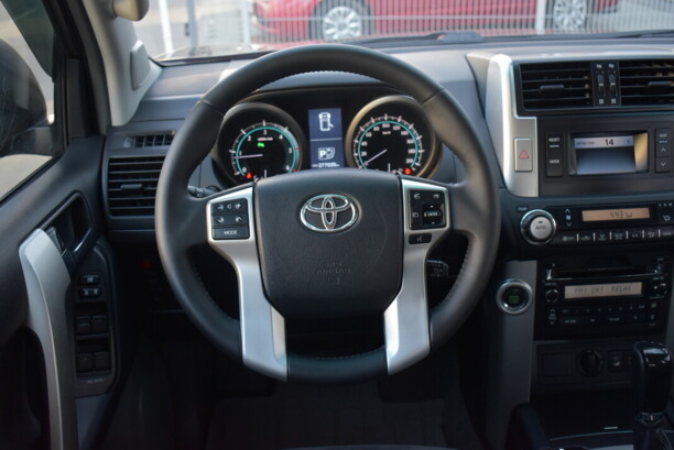 Toyota Land Cruiser Prado J150, 2012 г.