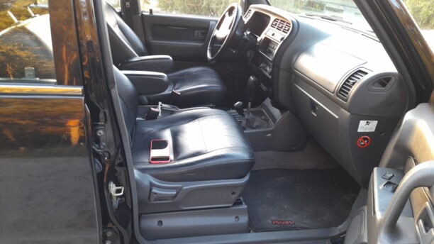 Isuzu Trooper II · Рестайлинг, 2002 г.