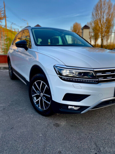 Volkswagen Tiguan II, 2020 г.