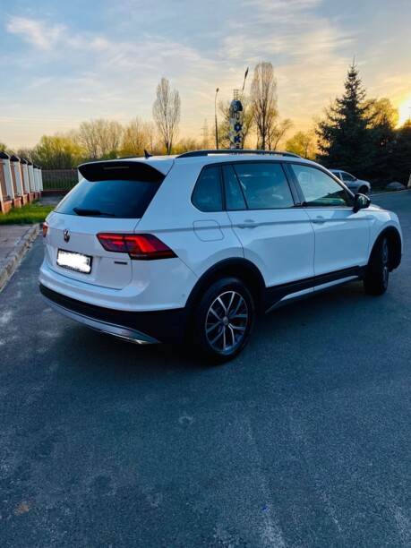 Volkswagen Tiguan II, 2020 г.