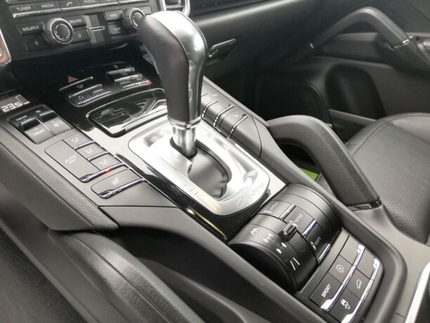 Porsche Cayenne 958, 2012 г.