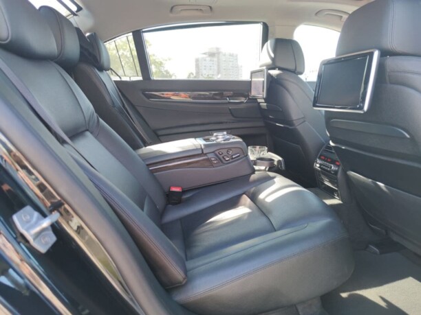 BMW 7 серия F02 (Long) · Рестайлинг, 2015 г.