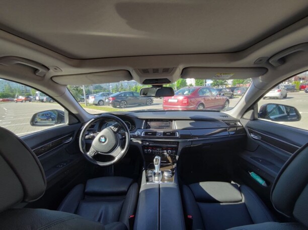 BMW 7 серия F02 (Long) · Рестайлинг, 2015 г.