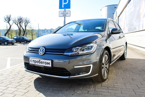 Volkswagen e-Golf VII · Рестайлинг, 2018 г.