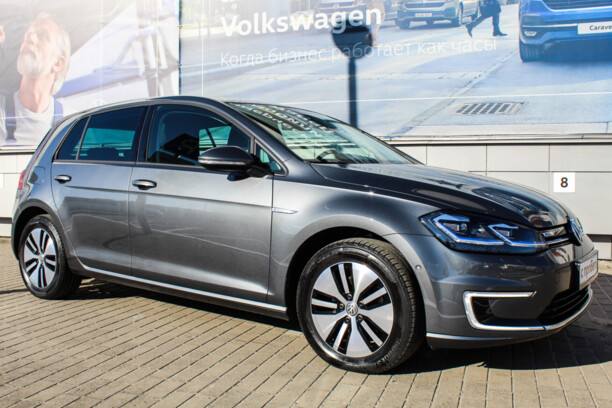 Volkswagen e-Golf VII · Рестайлинг, 2018 г.