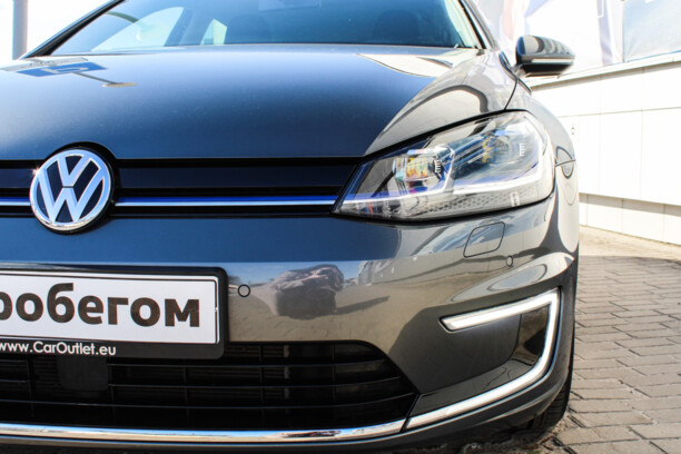 Volkswagen e-Golf VII · Рестайлинг, 2018 г.