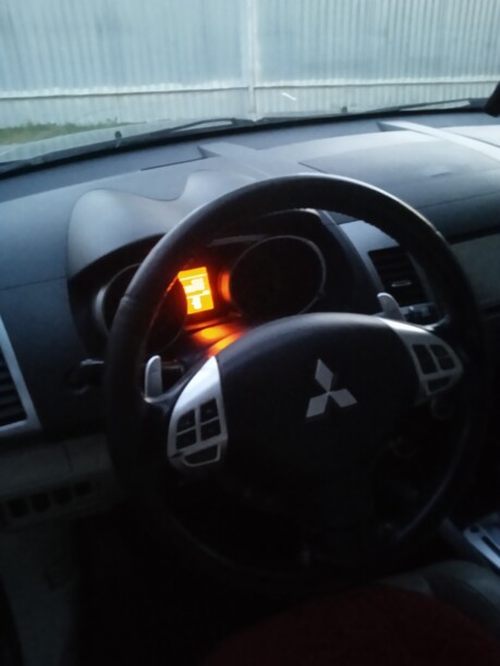 Mitsubishi Outlander XL, 7 мест, 2008 г.