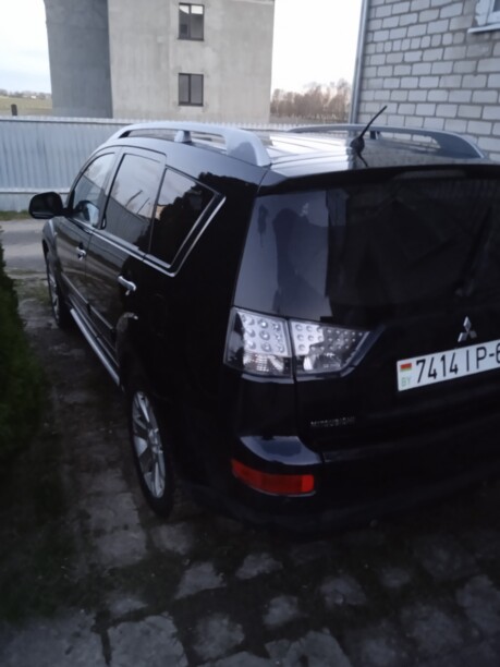 Mitsubishi Outlander XL, 7 мест, 2008 г.