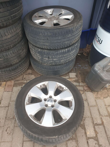 Легковые шины Michelin MICHELIN Primecy HP 215/55 R17 4 шт.