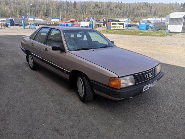 Audi 100 С3, 1987 г.