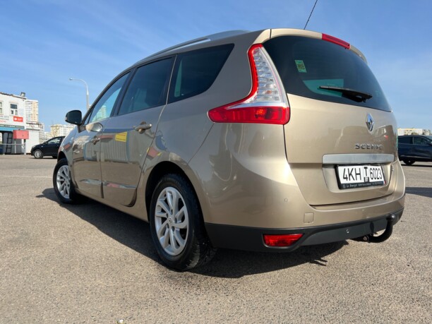 Renault Grand Scenic III · 2-й рестайлинг, 7 мест, 2014 г.