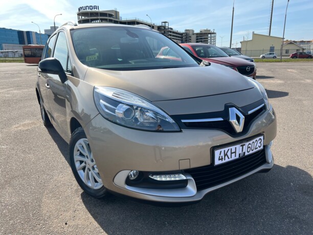 Renault Grand Scenic III · 2-й рестайлинг, 7 мест, 2014 г.