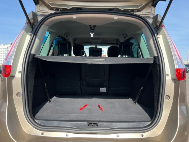 Renault Grand Scenic III · 2-й рестайлинг, 7 мест, 2014 г.