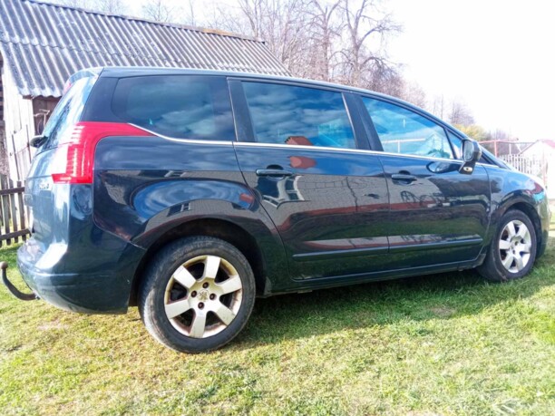 Peugeot 5008 I, 7 мест, 2010 г.