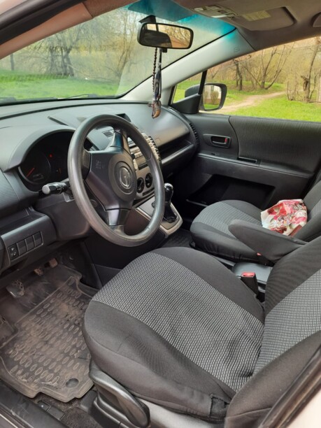 Mazda 5 I · Рестайлинг, 7 мест, 2009 г.