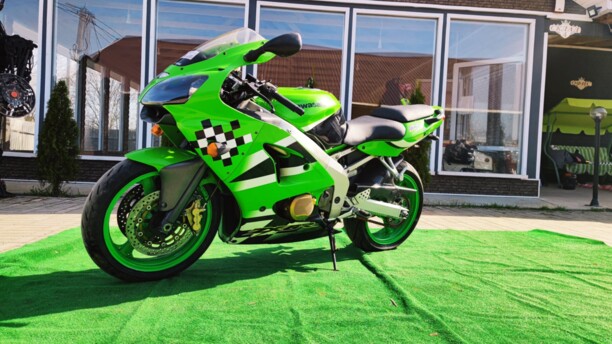 Kawasaki ZX, 2004 г.