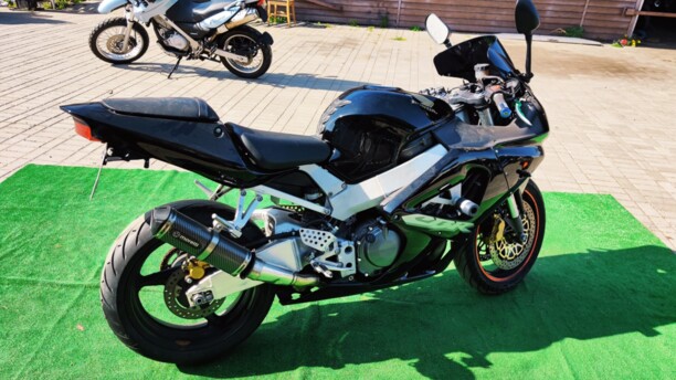 Honda CBR, 2001 г.