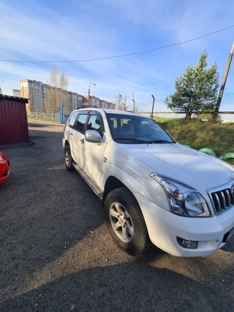 Toyota Land Cruiser Prado J120, 7 мест, 2009 г.