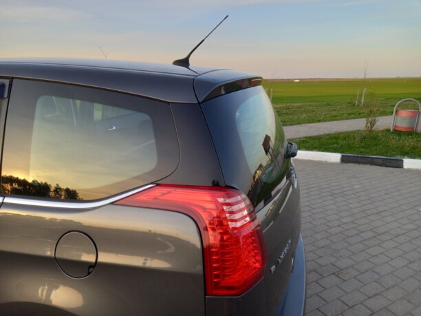 Peugeot 5008 I, 7 мест, 2009 г.