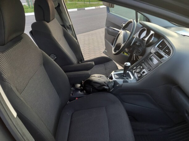 Peugeot 5008 I, 7 мест, 2009 г.